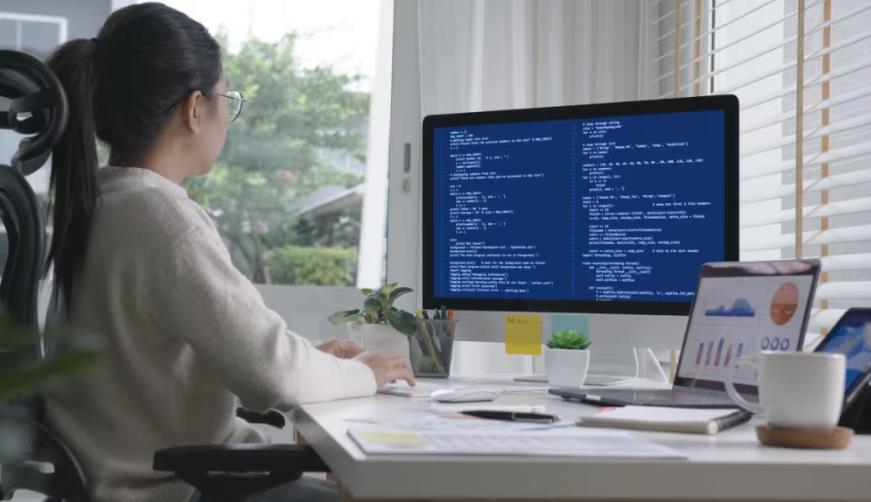 江华企业数字化解决方案:机器学习赋能商业模式升级的核心路径